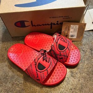 NWT Size 11 Preschool Champion Slides Slipper